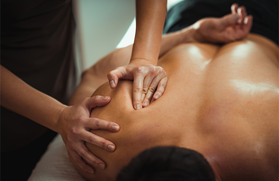 Sports injury massage therapy Warwick